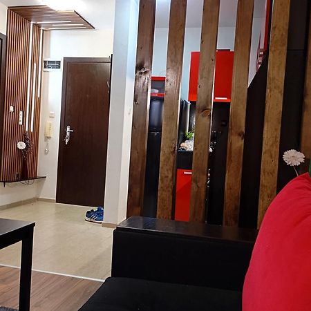 Alex Deluxe Apartments サニービーチ エクステリア 写真