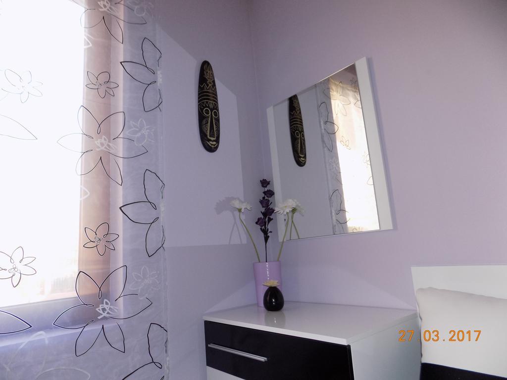 Alex Deluxe Apartments サニービーチ エクステリア 写真